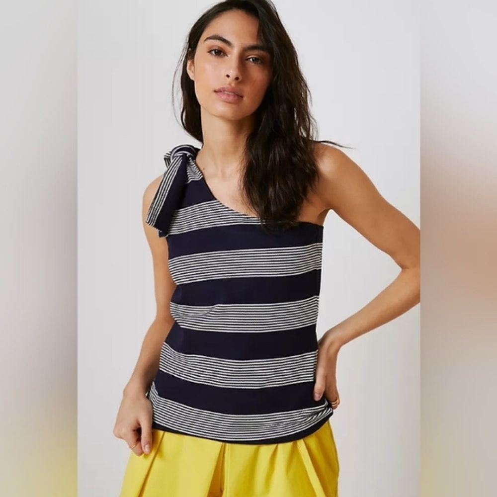 Anthropologie (Bishop + Young) One Shoulder Top Sz Small